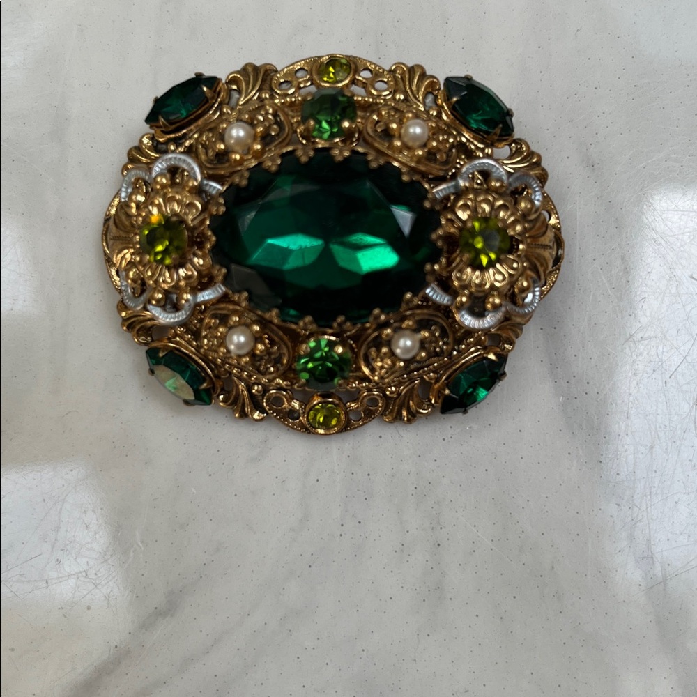 Vintage Gold and Green Brooch